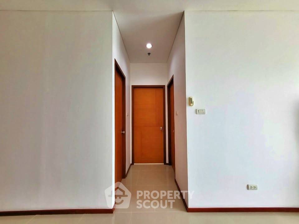 รูป คอนโด 1 ห้องนอน 55 ตร.ม. ใกล้ BTS กรุงธนบุรี 100 ม. โครงการ วิลล่า สาธร (ขาย) (ID 2922314) - รูปที่ 5/10