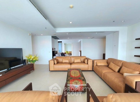คอนโดมิเนียม 3 ห้องนอน ชั้นสูง 64 The River Condominium ใกล้ BTS สะพานตากสิน 400 ม. (ID 2874293)