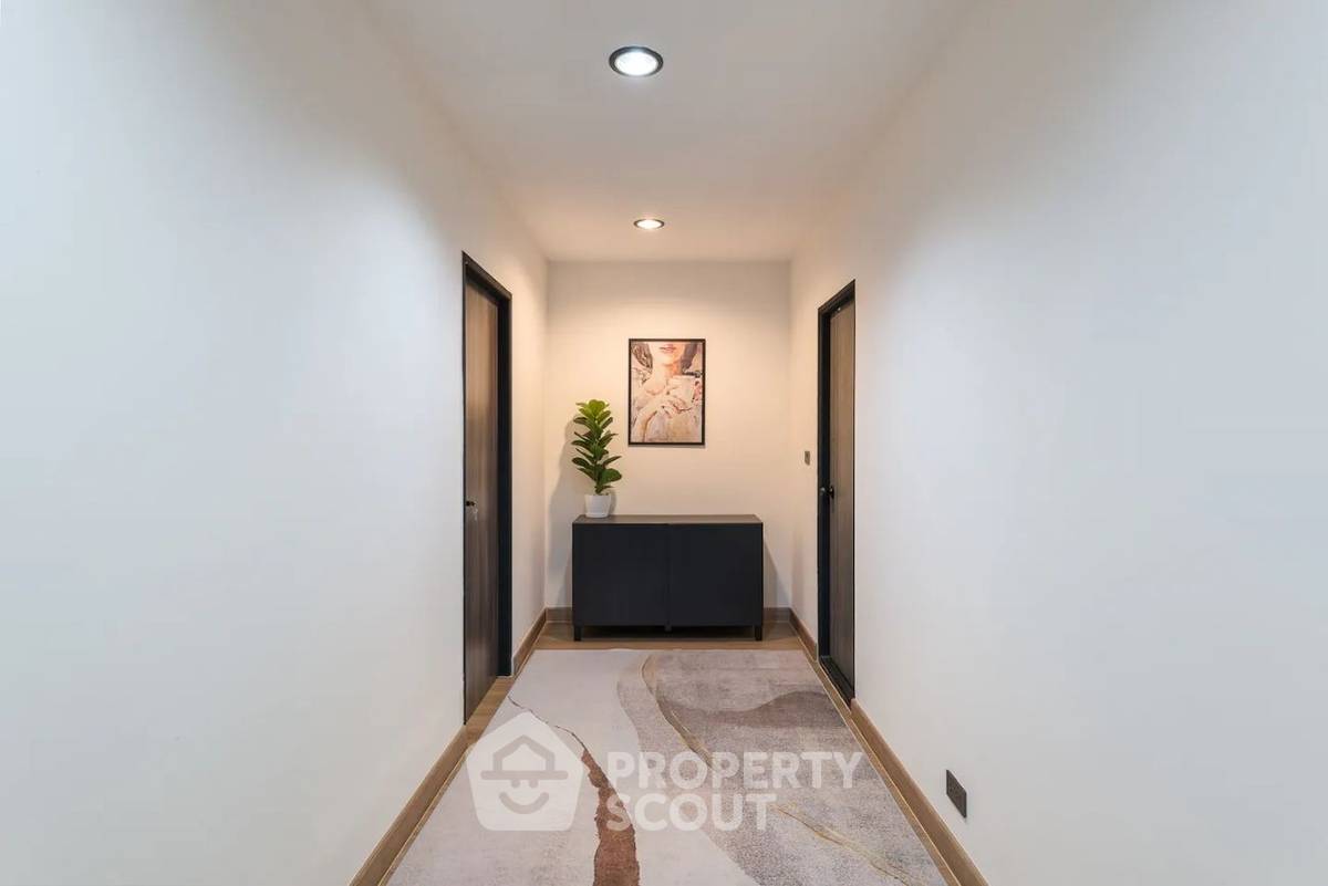 รูป คอนโด 3 ห้องนอน ชั้น 34 ขนาด 140 ตร.ม. โครงการ Nusa State Tower ใกล้ BTS สะพานตากสิน 400 ม. (ID 2109406) - รูปที่ 16/27