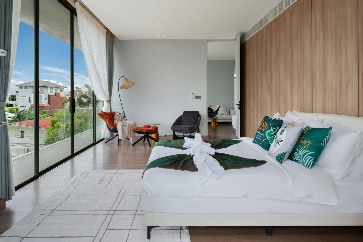 รูป 🏡  ให้เช่าพูลวิลล่าหรู 3 ชั้น ใจกลางเมือง — สุขุมวิท 71 ✨ตกแต่งครบ Fully Furnished พร้อมเข้าอยู่ - รูปที่ 4/15