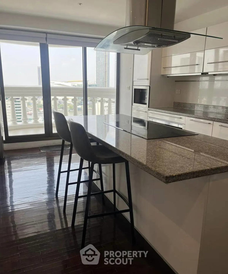 รูป คอนโด 2 ห้องนอน ศูนย์ใหญ่ Nusa State Tower ชั้น 18 ใกล้ BTS สะพานตากสิน 400 ม. (ID 2873603) - รูปที่ 13/19