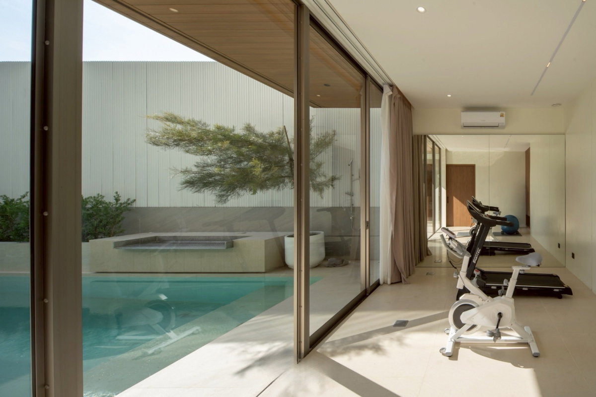 รูป  ขายบ้าน Pool villa 2 ชั้น   5 ห้องนอน  7 ห้องน้ำ  2 ห้องครัว  3 ที่จอดรถ  #C8MG100707  - รูปที่ 17/18