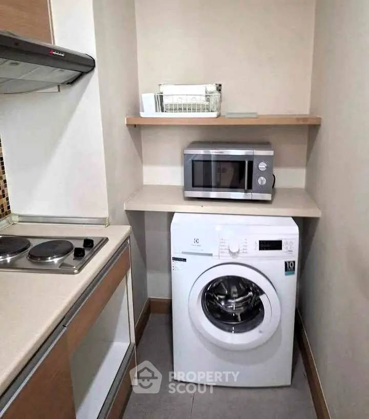 รูป ใกล้ BTS พระโขนง 200 เมตร | 1 ห้องนอน Le Luk Condominium (ID 2828464) - รูปที่ 6/9