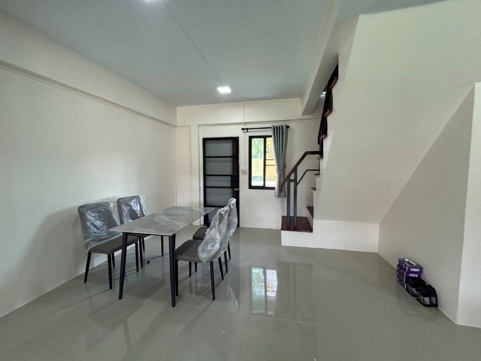 รูป ให้เช่าบ้านเดี่ยว บ้านใหม่เพิ่ง Renovate หมู่บ้านกล้วยไม้ มีสนามหญ้ารอบบ้านสวยงาม ใกล้เซ็นทรัลเฟส เดินทางสะดวก-RW007954 - รูปที่ 18/25