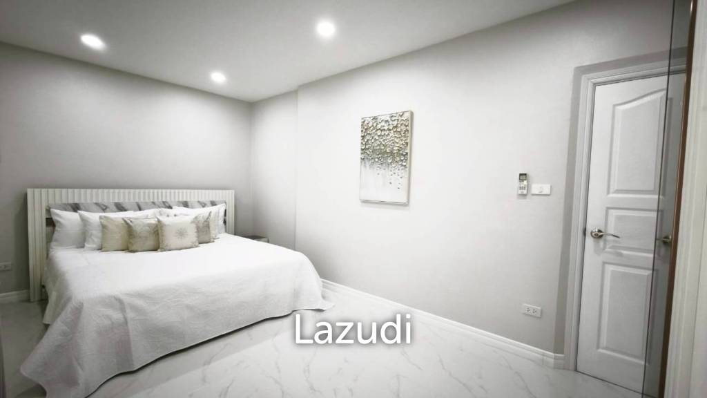 รูป บ้าน 2 ชั้น 250 ตร.ม. หรูตกแต่งครบ ใจกลางพัทยาใต้ - รูปที่ 25/39