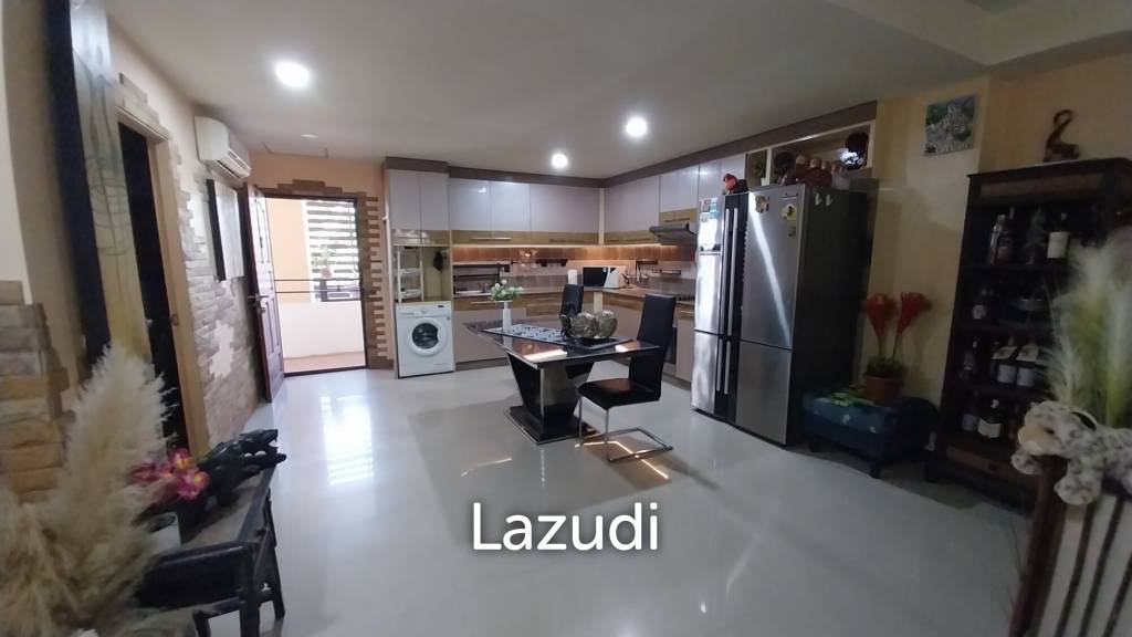 รูป Spacious 2-Bedroom Condo for Sale in Rawai - รูปที่ 7/21
