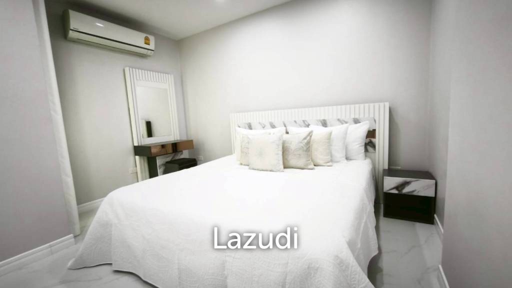 รูป บ้าน 2 ชั้น 250 ตร.ม. หรูตกแต่งครบ ใจกลางพัทยาใต้ - รูปที่ 24/39