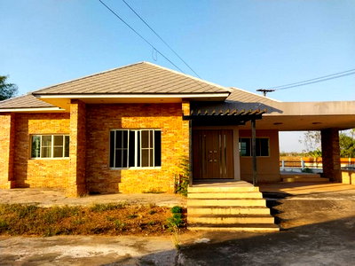 Houses for sale : FOR SALE  HOUSE PROPERTY  2655000 BAHT.