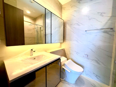คอนโดให้เช่า : LTHC15523 – Luxury Condo for Rent Thonglor | High Floor City Lifestyle | Near BTS Thonglor | 100,000 THB 