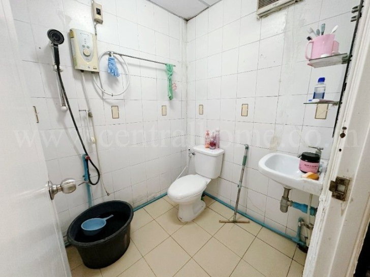 รูป บ้านแฝด หมู่บ้านทวีทอง 3 หนองแขม หลังมุม ราคาถูกมาก - รูปที่ 8/24