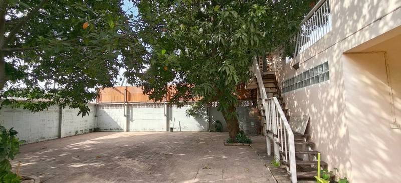 รูป ขาย บ้านจรัญสนิทวงศ์ 39 สถานีรถไฟฟ้าบางขุนนนท์  ใกล้ รพ.ศิริราช 148 ตรวา  5นอน5น้ำ  - รูปที่ 6/12