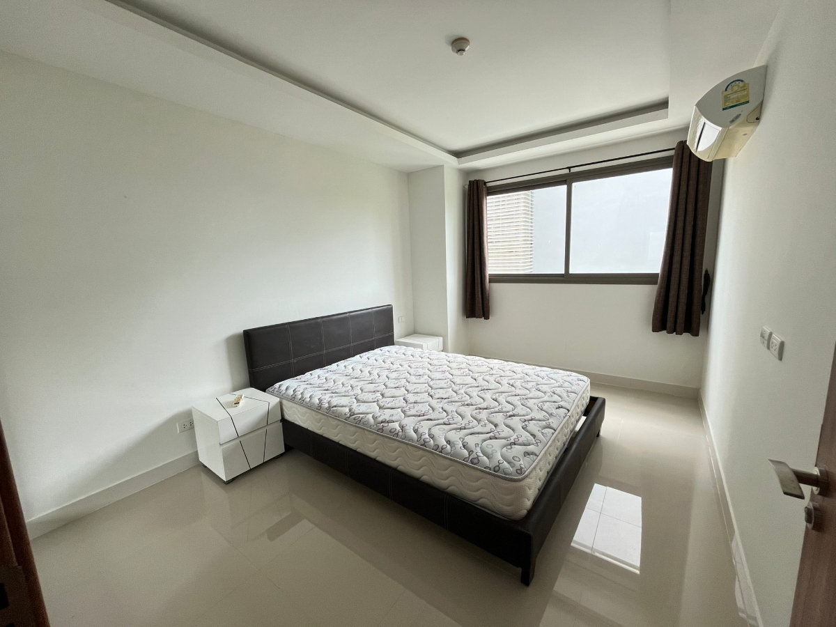 รูป BB 14782 : คลับ รอยัล ซี แอนด์ ดี - รูปที่ 4/10