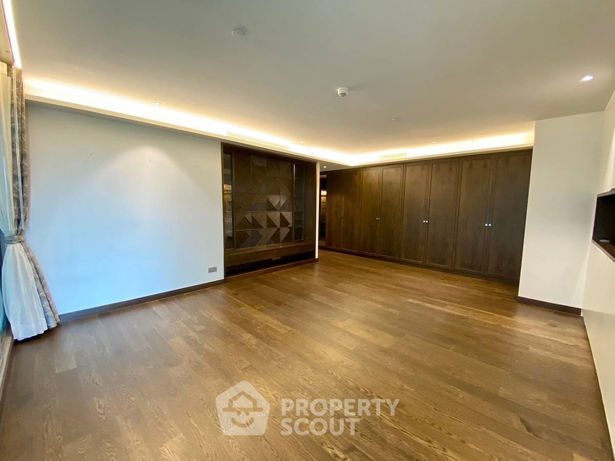 รูป คอนโด 3 ห้องนอน 301 ตร.ม. ให้เช่า Supreme Legend Condominium ใกล้ MRT คลองเตย (ID 512234) - รูปที่ 12/20