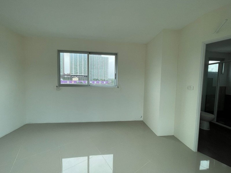 picture A010146 Asakan Place Srinakarin - 7/8