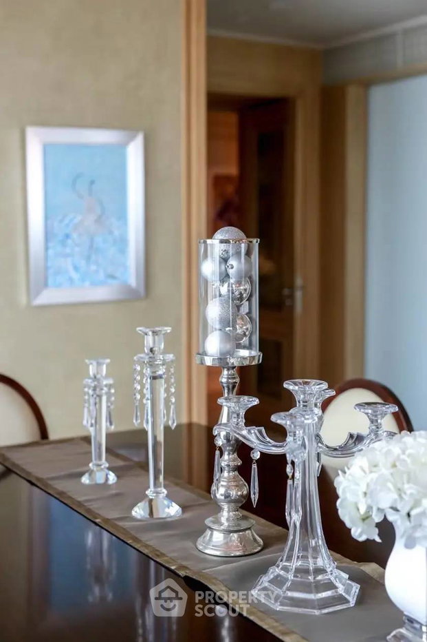 รูป คอนโด 3 ห้องนอน ขนาด 458 ตร.ม. ใกล้ BTS ราชดำริ The St Regis (ID 2873722) - รูปที่ 12/13