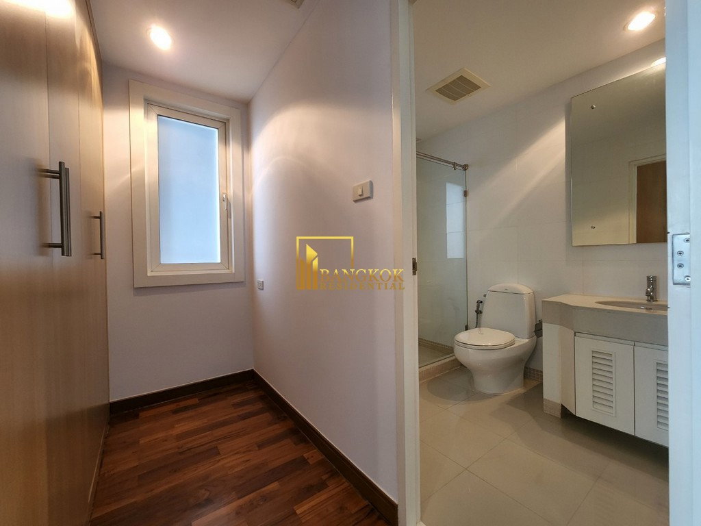 picture Baan Siri 24 | Impressive 4 Bed Duplex Penthouse in Popular Phrom Phong - BR9014CD - 35/52