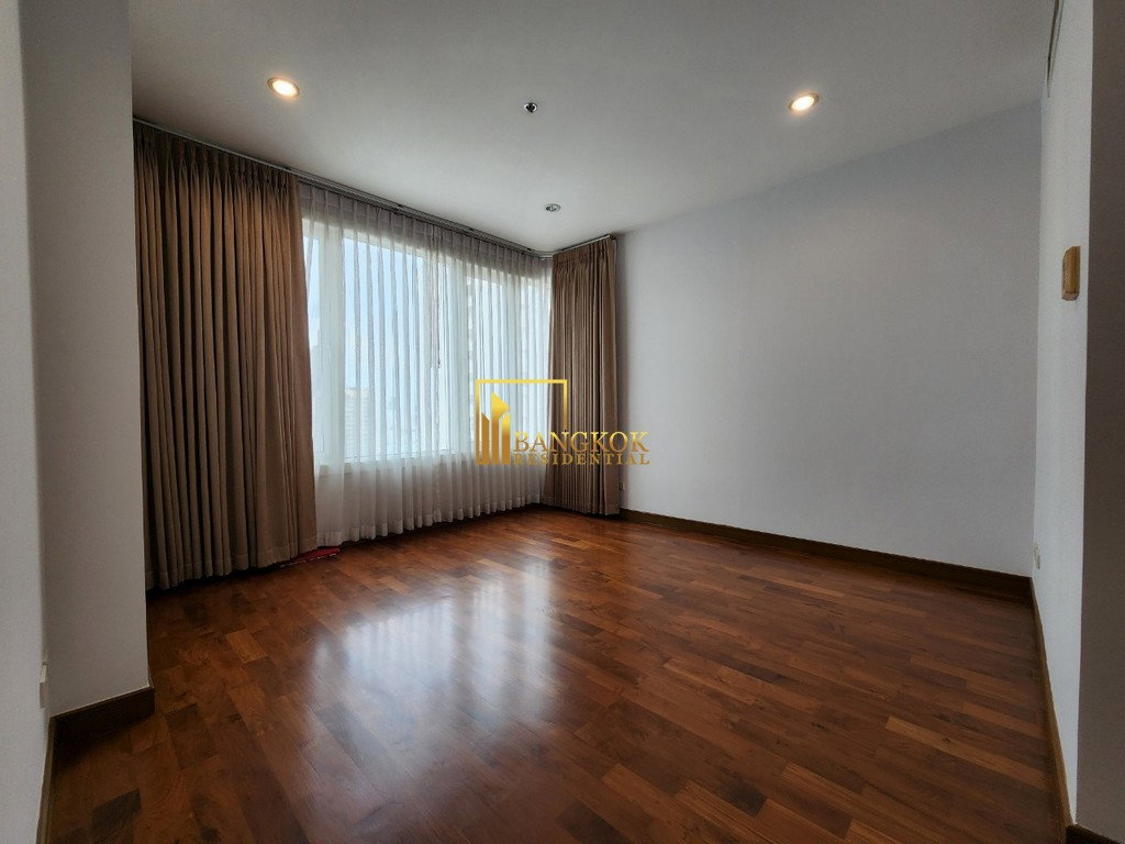 picture Baan Siri 24 | Impressive 4 Bed Duplex Penthouse in Popular Phrom Phong - BR9014CD - 33/52