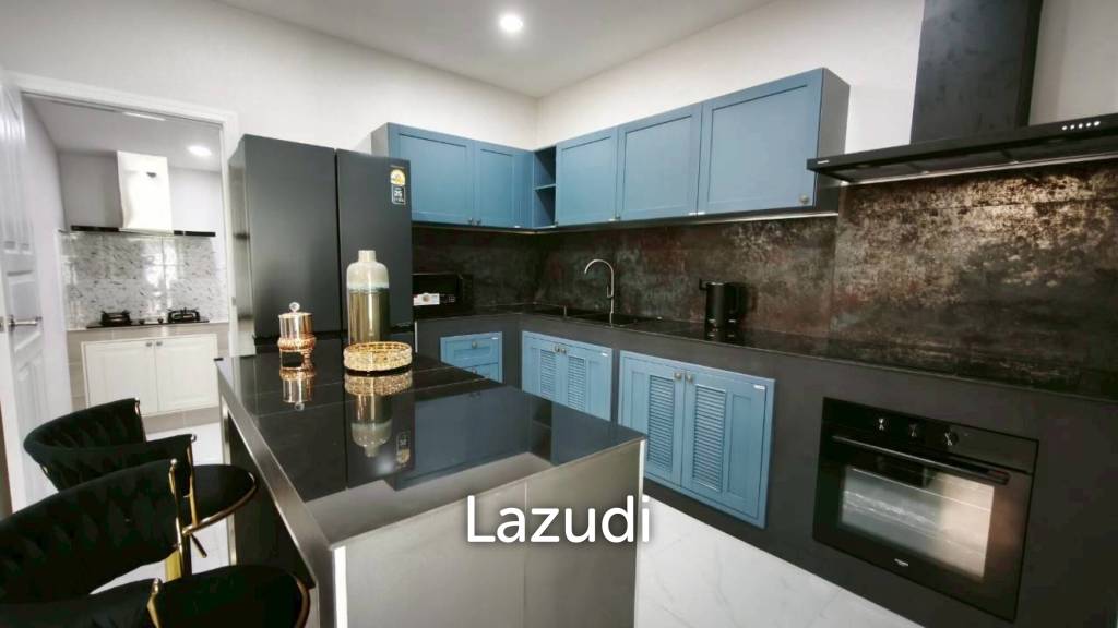 รูป บ้าน 2 ชั้น 250 ตร.ม. หรูตกแต่งครบ ใจกลางพัทยาใต้ - รูปที่ 10/39