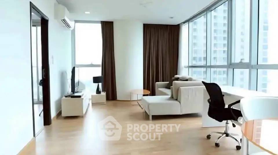 รูป ใกล้ BTS พระโขนง 200 เมตร | 1 ห้องนอน Le Luk Condominium (ID 2828464) - รูปที่ 2/9