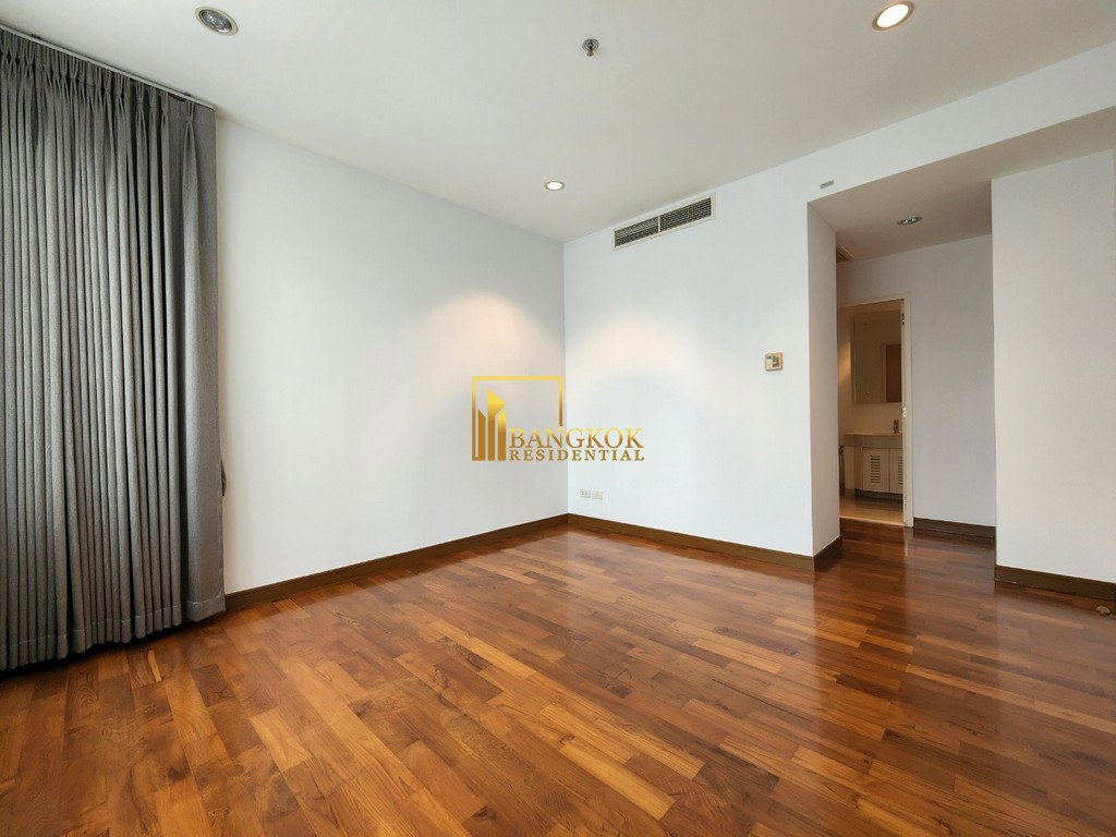 picture Baan Siri 24 | Impressive 4 Bed Duplex Penthouse in Popular Phrom Phong - BR9014CD - 15/52