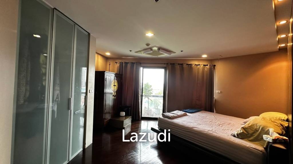 รูป คอนโดริมน้ำหรู 290 ตร.ม. ชั้นกลาง ย่านบางคอแหลม ห้องมุมกว้าง 3 ห้องนอน - รูปที่ 11/17