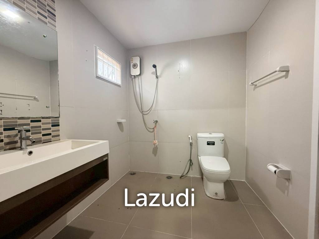 picture Exceptional Double-Plot Residence for Sale Pruksa Nara - 25/32