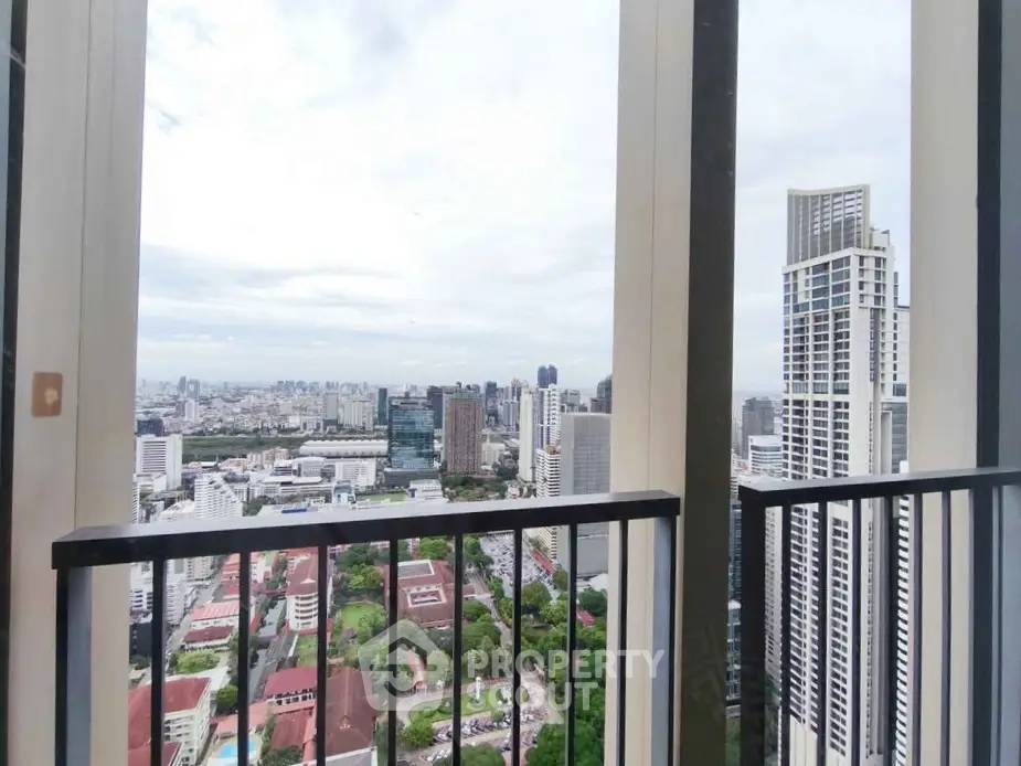 รูป คอนโด 1 ห้องนอน ชั้น 43 ราคาดี Noble Be Sukhumvit 19 ใกล้ BTS นานา (ID 2873526) - รูปที่ 4/10