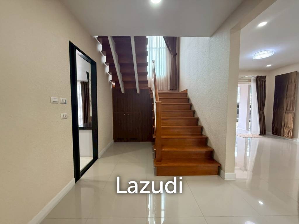 picture Exceptional Double-Plot Residence for Sale Pruksa Nara - 13/32