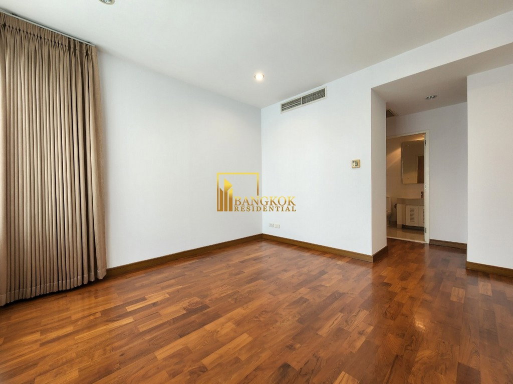 picture Baan Siri 24 | Impressive 4 Bed Duplex Penthouse in Popular Phrom Phong - BR9014CD - 34/52