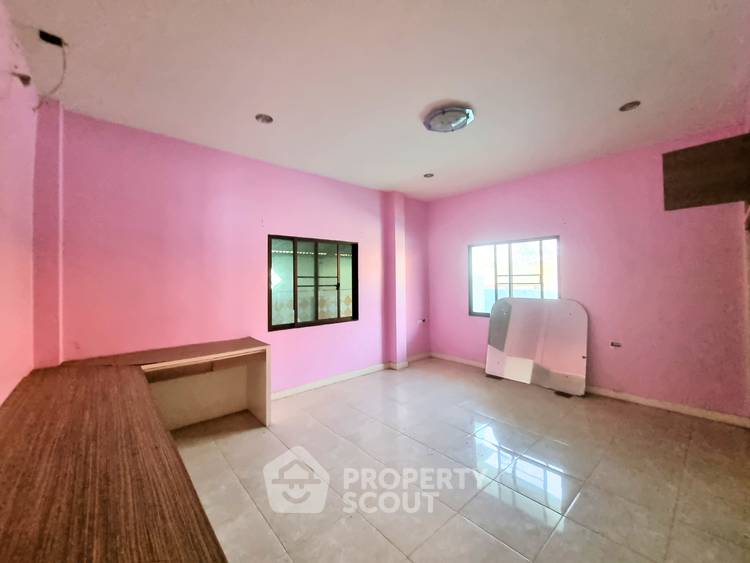 รูป บ้าน 4 ห้องนอน ขาย พร้อมเลี้ยงสัตว์ได้ บ้านสวนเนรมิตชัยพฤกษ์ 2 นาเกลือ/หนองปรือ (ID 2928243) - รูปที่ 9/16