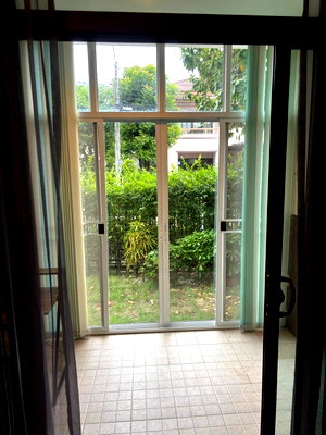 เช่าบ้านเดี่ยว ถนนกิ่งแก้ว : บ้านให้เช่า  ที่ : เศรษฐสิริ บางนา 3 ห้องนอน 2 ห้องน้ำ