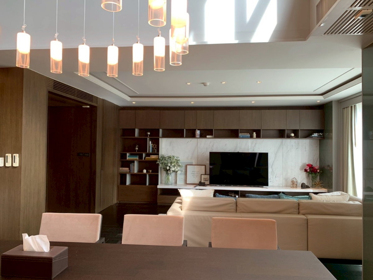 รูป 🔥 The crest sukhumvit 24 - Duplex 3 Bedrooms for RENT ONLY 200K 🔥 - รูปที่ 3/17