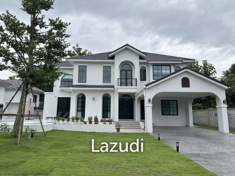 บ้านสร้างใหม่ 2 ชั้น 4 นอน วิวภูเขาและสระว่ายน้ำใน อ.แม่ริม
