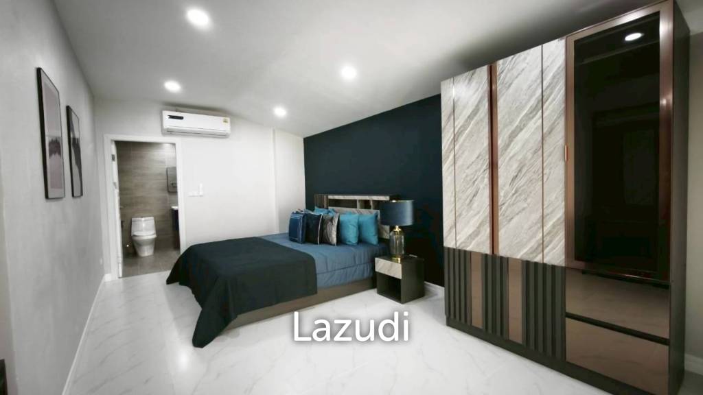 รูป บ้าน 2 ชั้น 250 ตร.ม. หรูตกแต่งครบ ใจกลางพัทยาใต้ - รูปที่ 26/39