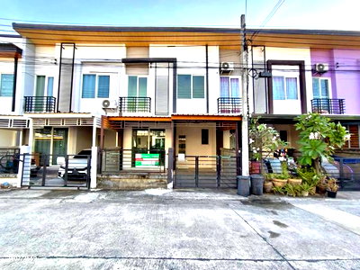 Townhouses for sale : TOWN HOUSE 20.5 Sq.w. Muang Nonthaburi Nonthaburi for 2M