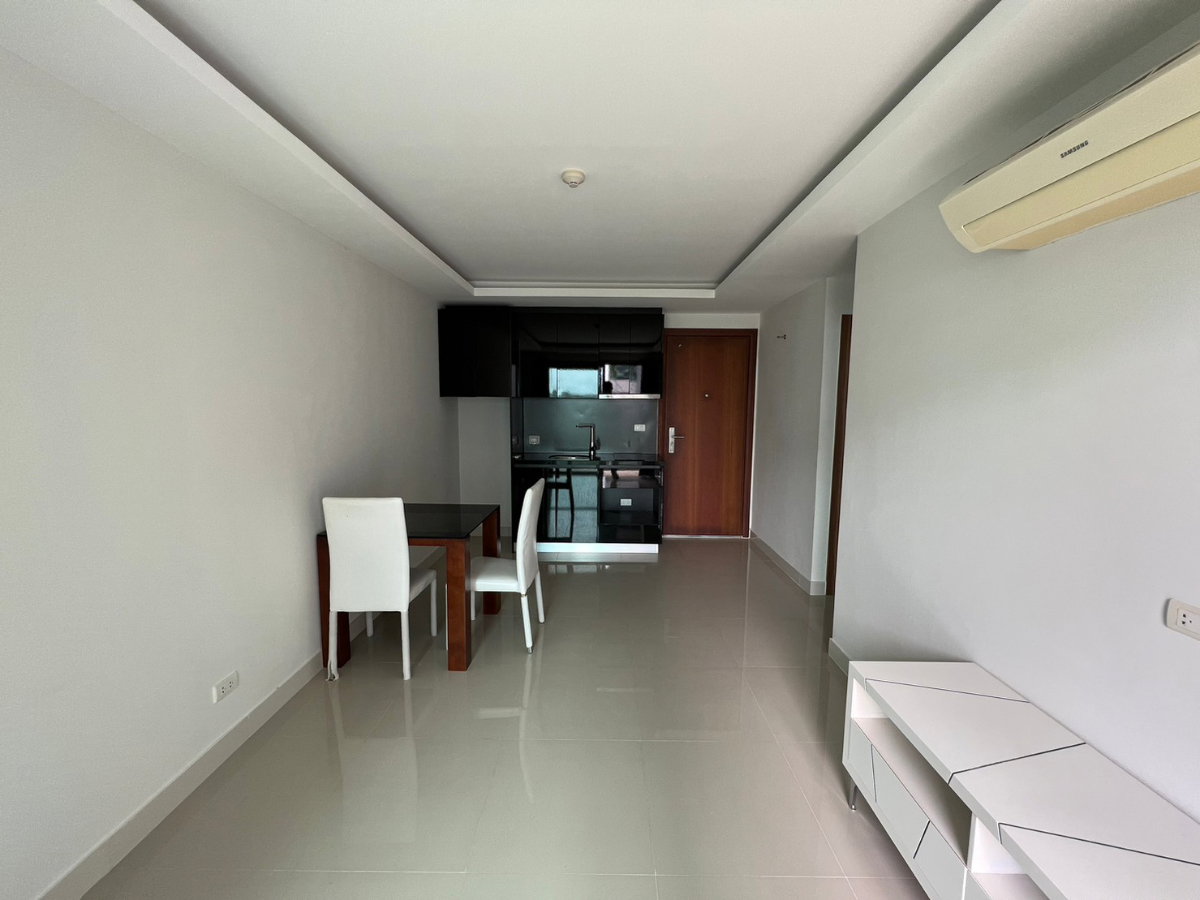 รูป BB 14782 : คลับ รอยัล ซี แอนด์ ดี - รูปที่ 10/10