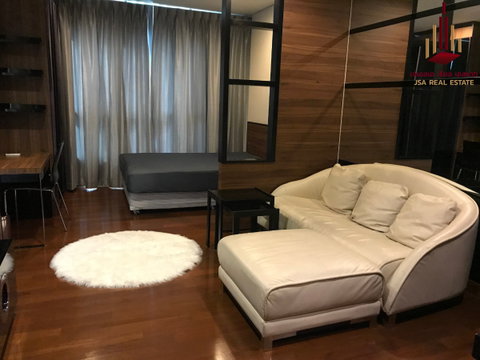✨ For Rent: IVY Thonglor Condo ✨ 💰 Only 20,000 THB/month