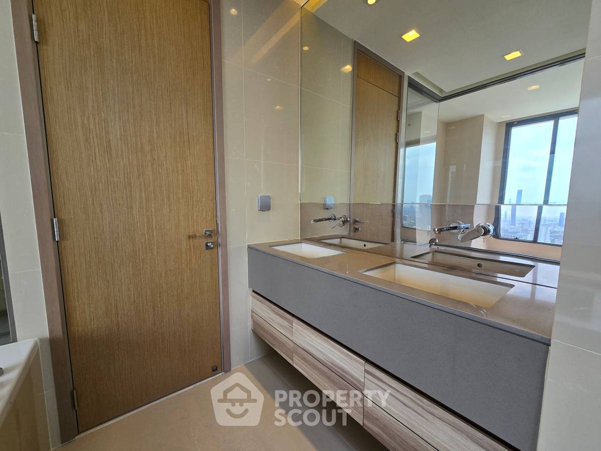 picture 30th-Floor 1-BR Condo For Sale At The Esse Asoke, MRT Sukhumvit (ID 2742937) - 19/34