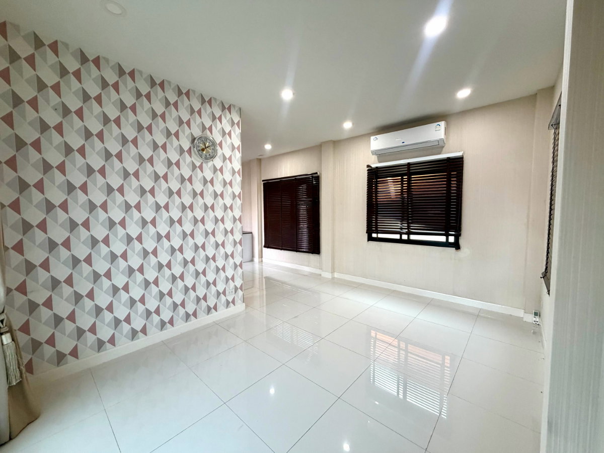 picture Baan Thamachat Rangsit-Khlong 8, No. 84/3 - 20/20