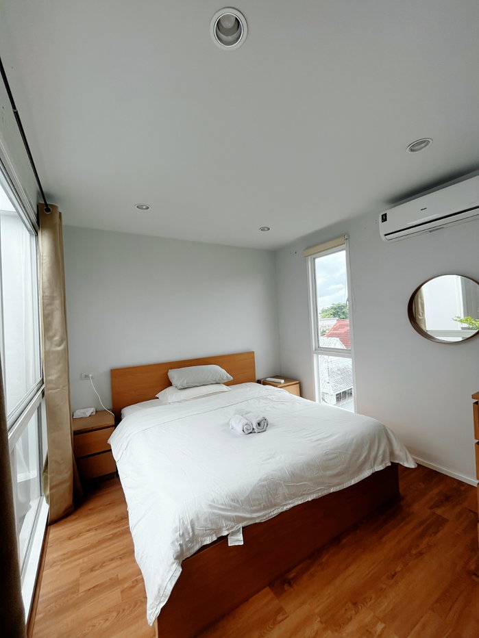 รูป 🏡 ขายบ้าน ทาวน์โฮม 3 ชั้น สไตล์มินิมอล วิวทุ่งนา ในโครงการคุณภาพ สิ่งแวดล้อมและทำเลดี เดินทางสะดวก📍พิกัด : หมู่บ้าน Monotown 3 สันผีเสื้อ เชียงใหม่ - รูปที่ 9/14