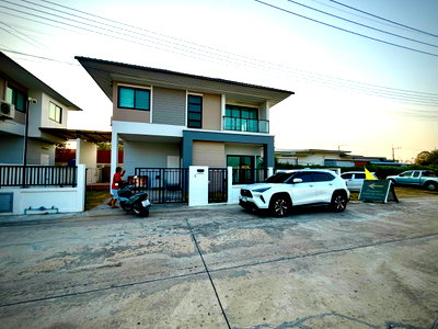 บ้านแฝด ถนนรังสิต-นครนายก : 🏡 ขายบ้านแฝด (ฟังก์ชั่นเดี่ยว) 2 ชั้น ทำเลดีมาก บ้านธรรมชาติ รังสิต–คลอง 8   เลขที่ 84/3