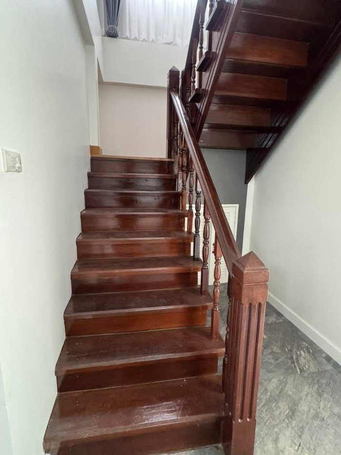 รูป ให้เช่าบ้านเดี่ยวหลังใหญ่ รีโนเวทใหม่ ม.อัมพรเพลส ไร่กล้วย ศรีราชา - รูปที่ 11/20