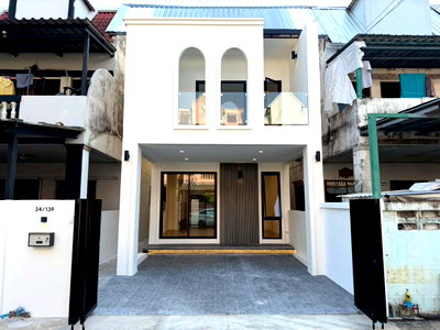 ทาวน์โฮม เขตตลิ่งชัน : CS502 🏠 หมู่บ้านเมืองเพชรวิลเลจ ทาวน์เฮาส์  2 ชั้น  ถนนสวนผัก ซอยทุ่งมังกร 10 ราคาถูกสุดในย่าน