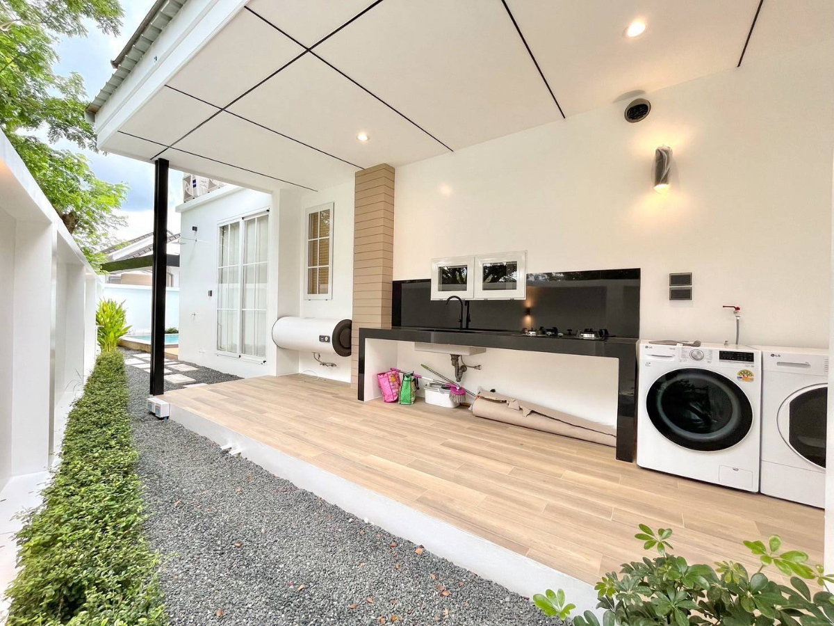 รูป บ้าน Pool villa 2 ชั้น บ้านพร้อมสระว่ายน้ำในตัว สไตร์ Koji ใกล้ห้างสรรพสินค้า #C7MG100771 - รูปที่ 25/28