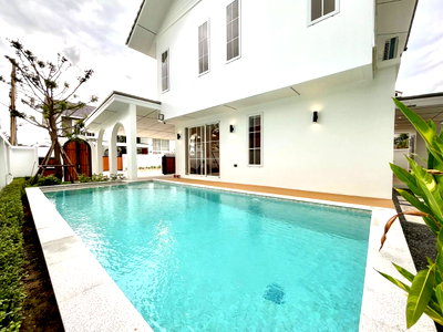 Houses for sale Muang Chiang Mai Chiang Mai :  Two-storey pool villa house for Sale  4 bedrooms and 5 bathrooms.   #C7MG100771 