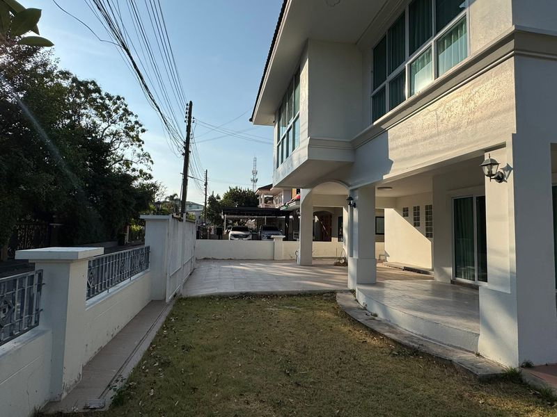 รูป ให้เช่าบ้านเดี่ยวหลังใหญ่ เนื้อที่เยอะ ม.อัมพรเพลส ไร่กล้วย ศรีราชา - รูปที่ 18/20