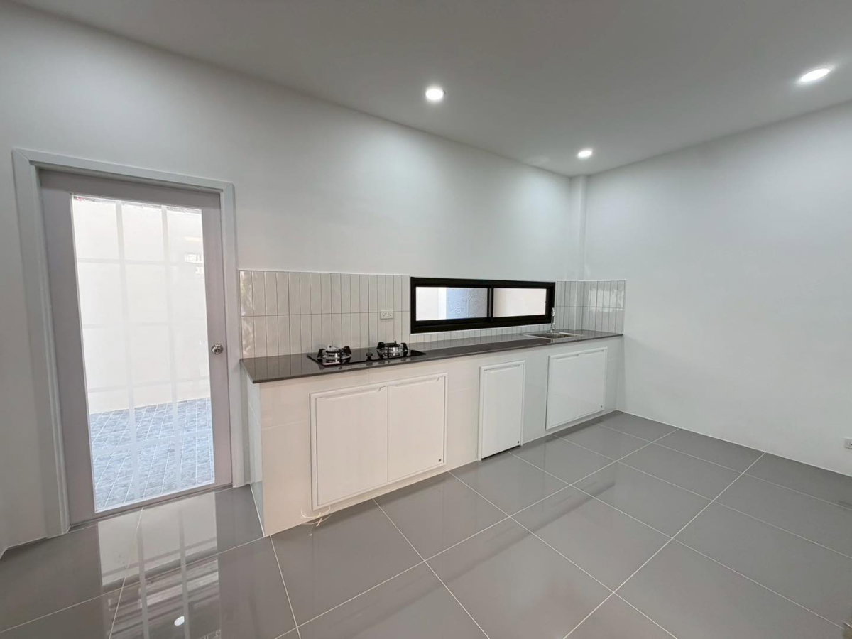 รูป CS502 🏠 หมู่บ้านเมืองเพชรวิลเลจ ทาวน์เฮาส์  2 ชั้น  ถนนสวนผัก ซอยทุ่งมังกร 10 ราคาถูกสุดในย่าน - รูปที่ 5/16
