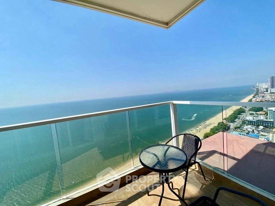 รูป คอนโด 2 ห้องนอน ชั้น 33 ที่ Cetus Beachfront หาดจอมเทียน (ID 2447837) - รูปที่ 4/10