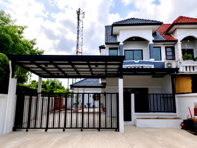 ขายบ้านเดี่ยว : ขายบ้านแฝดหลังริมช.รุ่งเรือง 6 บางบัวทอง 53 ตร.ว. แต่งใหม่ใกล้ MRT ฟรีโอน