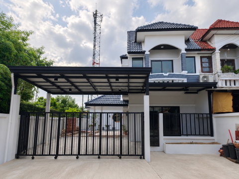 ขายบ้านแฝดหลังริมช.รุ่งเรือง 6 บางบัวทอง 53 ตร.ว. แต่งใหม่ใกล้ MRT ฟรีโอน